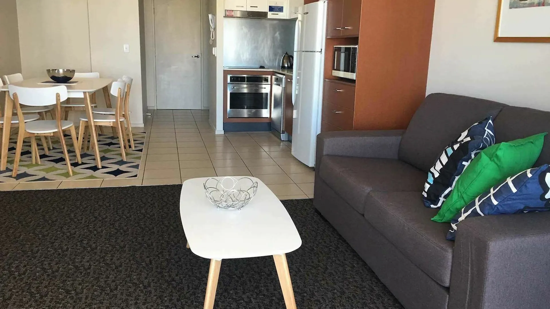Surfers Paradise Private Apartments