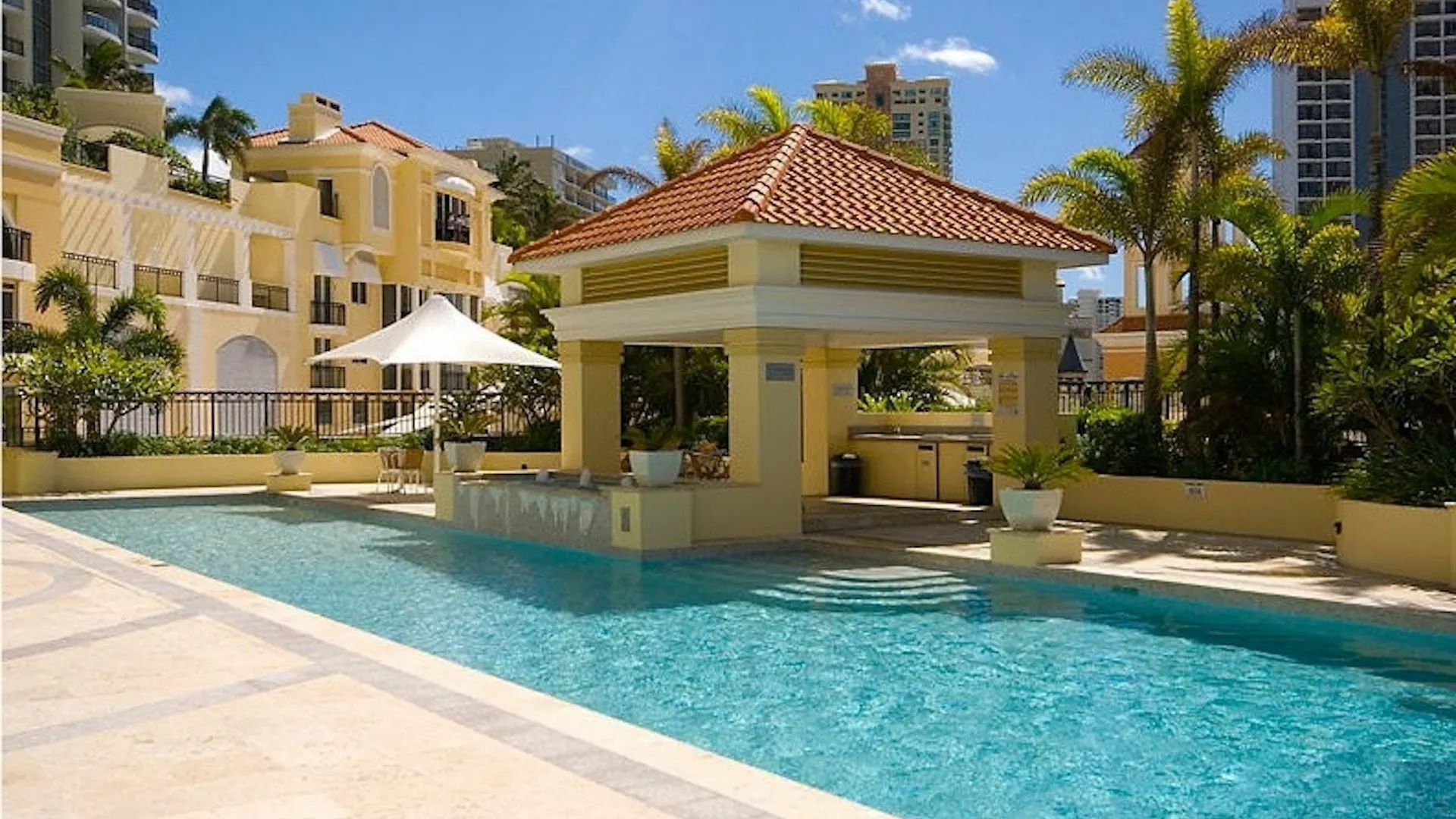Surfers Paradise Private Apartments